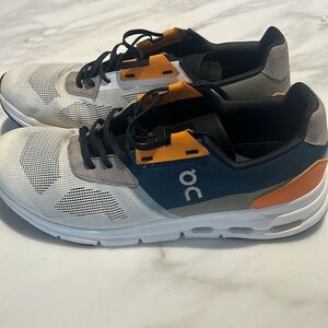 Men’s On Cloudrift sneakers. Size 11.5